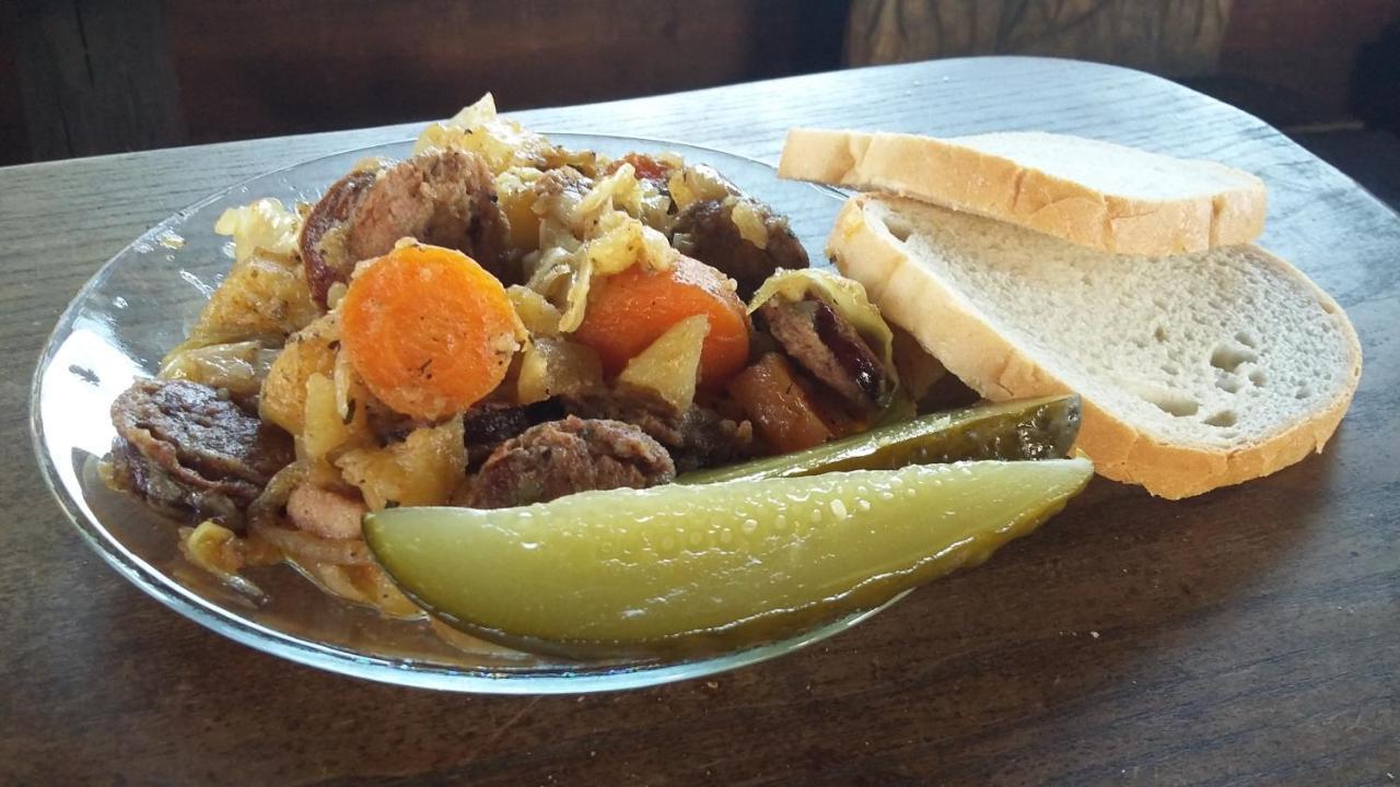 Grod Pedzikow Hotel Chęciny Екстериор снимка